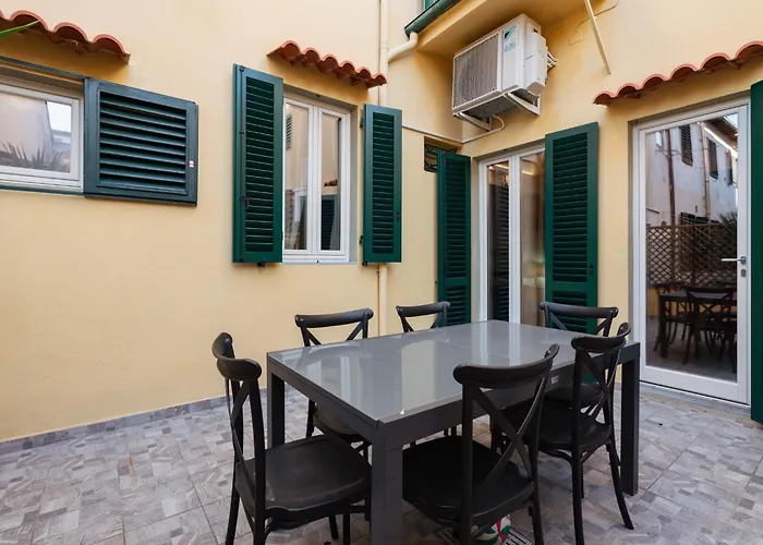 Blu's House In Apartament Florencja