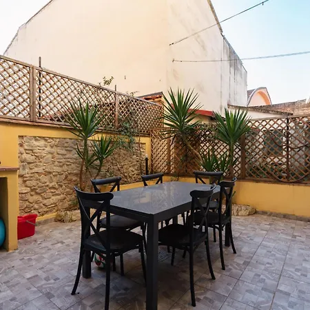 Blu's House In * Florence