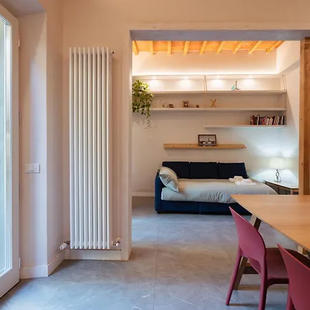 Blu's House In Apartment *